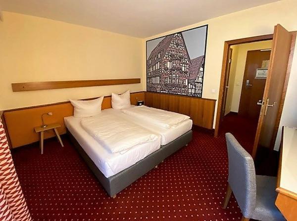 Hotel Bayerischer Hof Erlangen Buitenkant foto